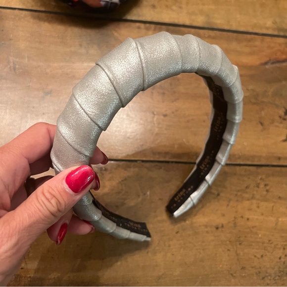 TRINA TURK silver faux leathered wrapped headband - Picture 3 of 9